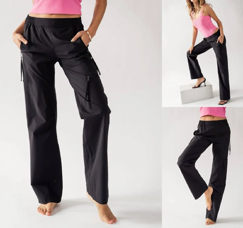 Parachute Pants In Black