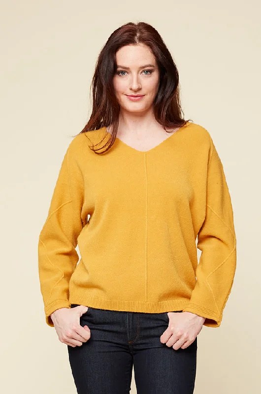 Plus Size Women's Belted Cable Knit SweatersHAYLEE PULLOVER