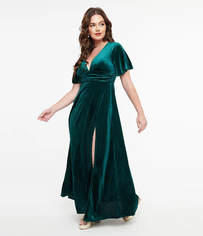 Long - Sleeve Women Dress in Velvet for a Luxurious Winter LookEmerald Velvet Berenice Maxi Dress