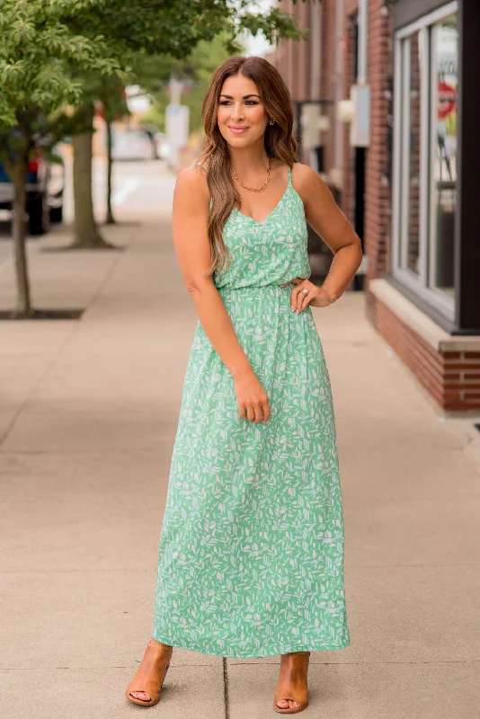 Ruffled Women Dress with Multiple Layers for a Playful and Girly StyleGeo Leaves Thin Strapped Maxi Dress