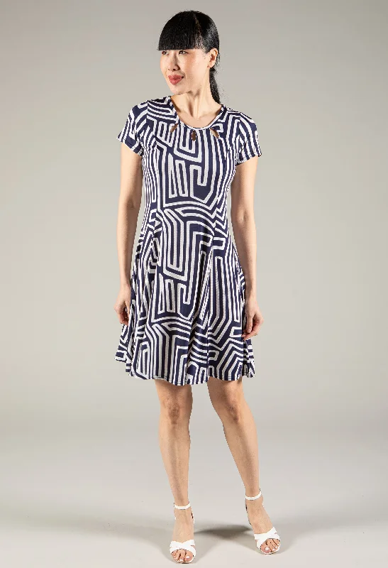 Ruffled Women Dress with Multiple Layers for a Playful and Girly StyleLine Print Dress