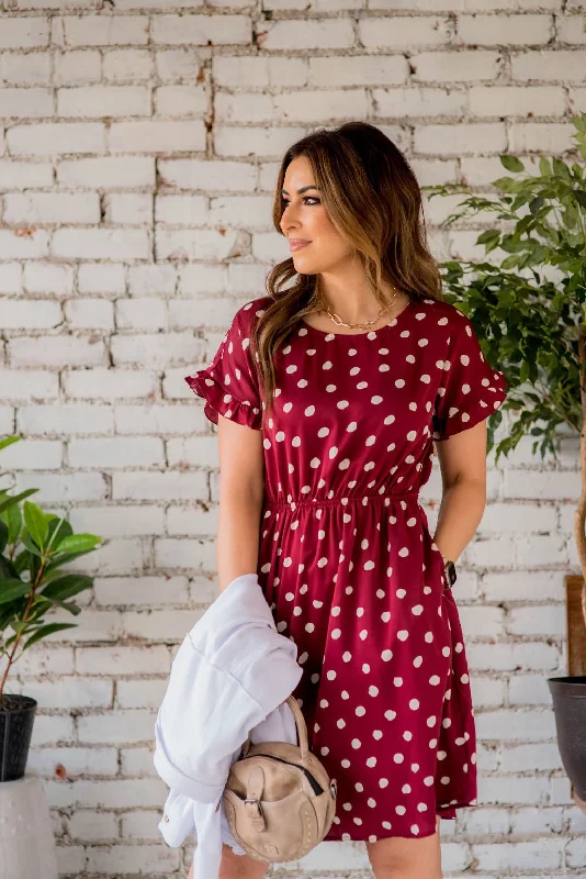 Shift Women Dress with a Simple and Classic Design for Everyday WearPretty in Polka Dots Dress