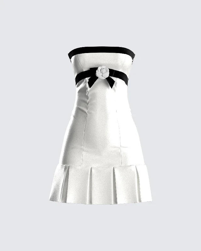 Empire Waist Women Dress to Accentuate the Bust and Conceal the WaistRoma White Strapless Mini Dress