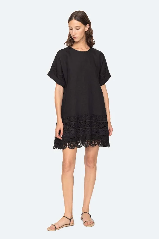 Pleated Women Dress with a Timeless and Elegant TextureRosina Embroidered Tunic Dress