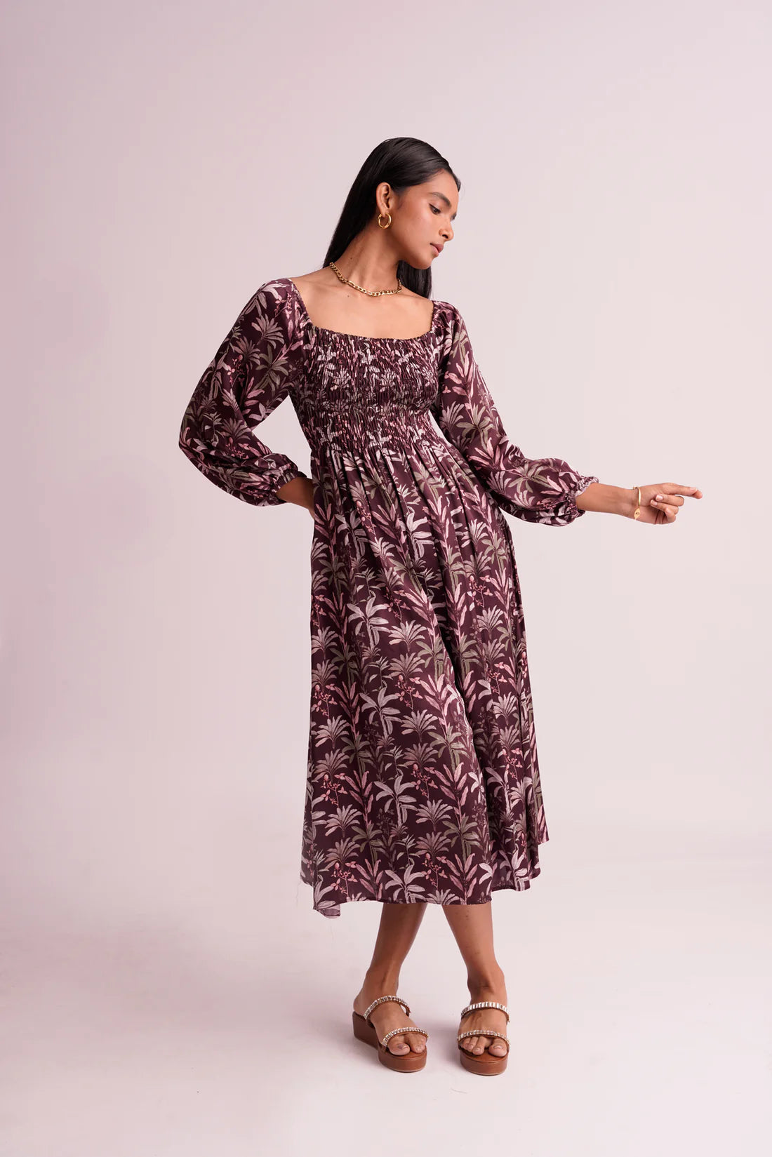 Shift Women Dress with a Simple and Classic Design for Everyday WearComfortable Printed Purple Midi Dress