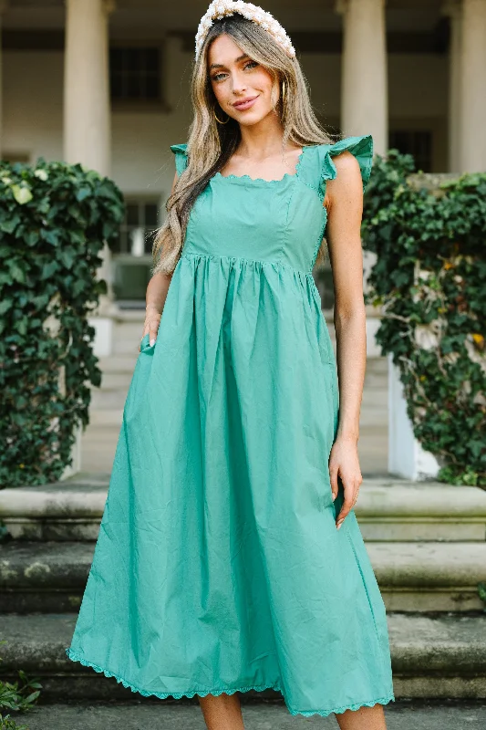 Sleeveless Women Dress in Bright Colors for Summer PartiesDoing It All Green Ruffled Midi Dress