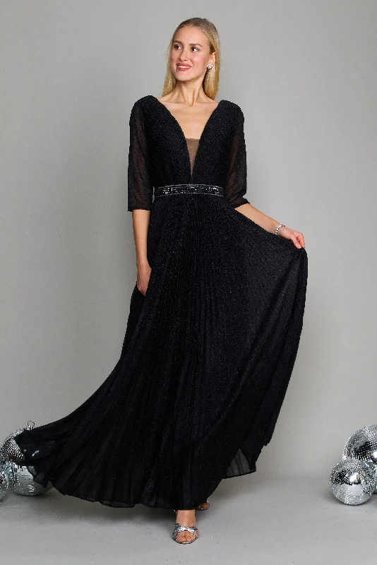 Backless Women Dress for a Sexy and Alluring Look at Evening EventsDylan & Davids Long Sleeve Formal Evening Dress Black