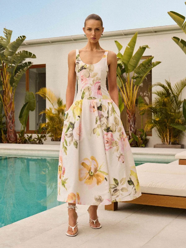 Sheath Women Dress with a Tailored Fit for a Professional LookROSA FLORAL MAXI DRESS