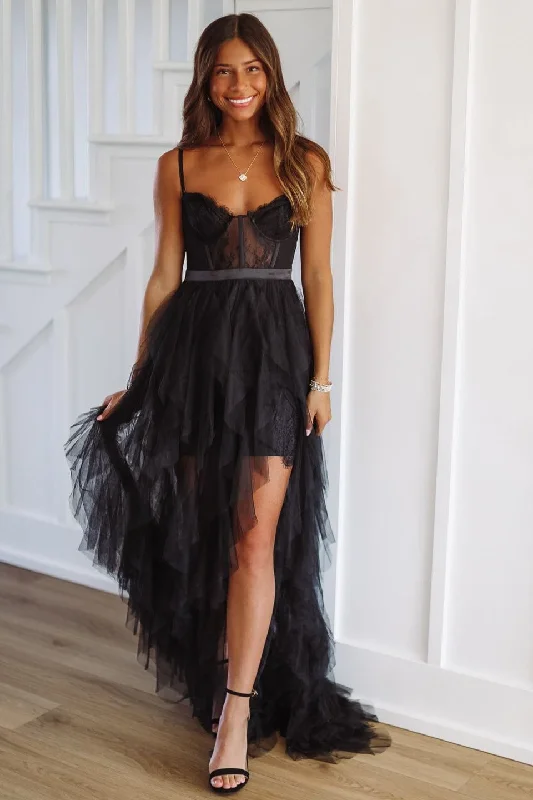 Lace - Embellished Women Dress for an Elegant and Sophisticated AppearanceThe Bradshaw Maxi Gown Dress - Black