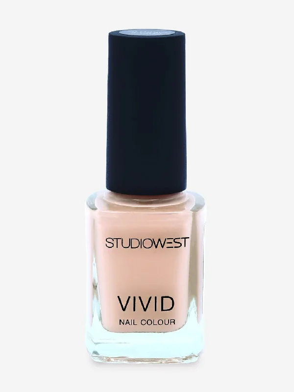 Stretchable Women Shorts for Maximum MobilityStudiowest Vivid Creme Nail Colour, Naked 01, 9 ml