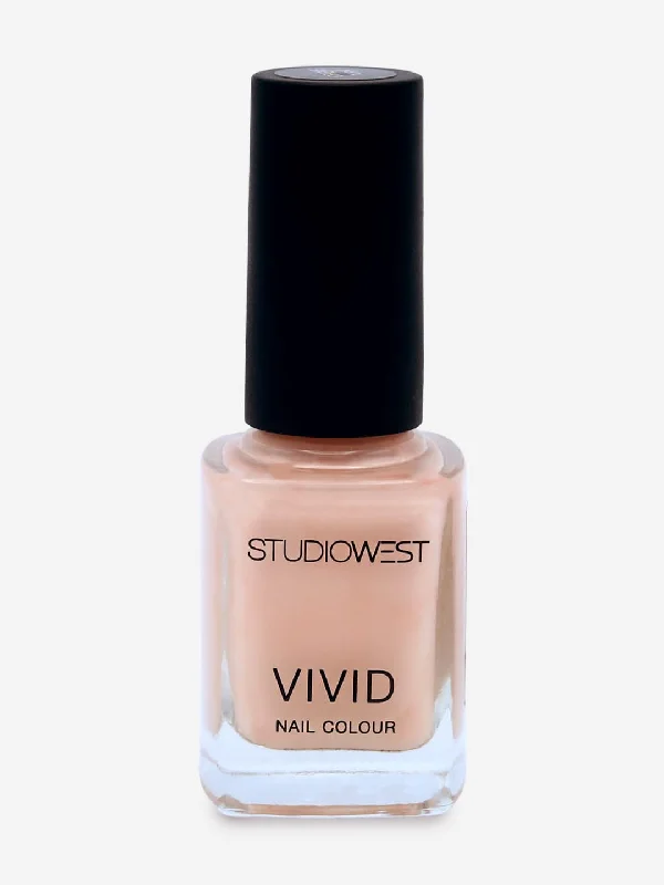 Stretchable Women Shorts for Maximum MobilityStudiowest Vivid Creme Nail Colour Naked 07 - 9 ml