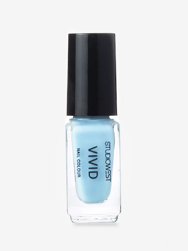 Bermuda Women Shorts for a Classic and Sophisticated LookStudiowest Vivid Nail Colour Small, Candy BL 02, 5 ml