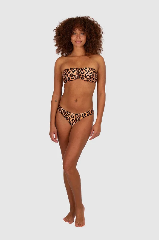 Ruched bikini with fabric gathers for a slimming effectZambia Bandeau Bra Top